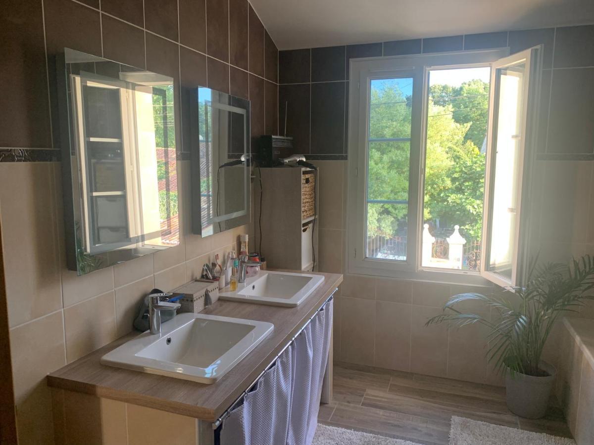 Les 5 Timbres Villa Montpellier-de-Médillan Exterior foto