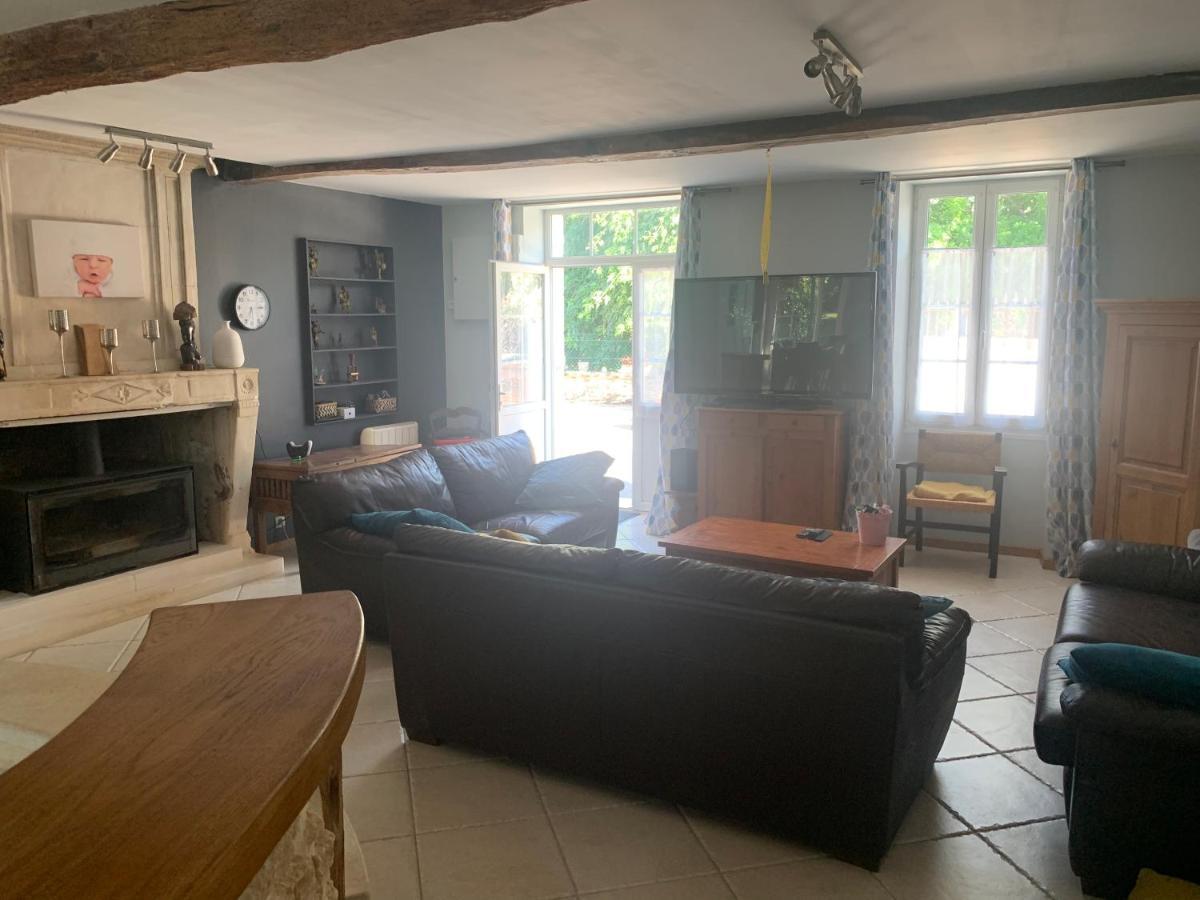 Les 5 Timbres Villa Montpellier-de-Médillan Exterior foto
