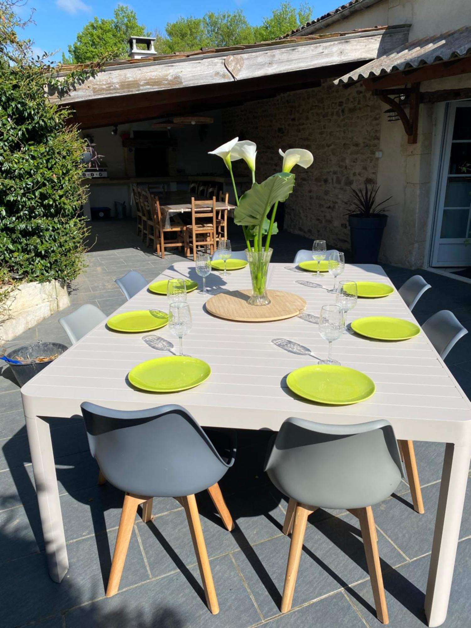 Les 5 Timbres Villa Montpellier-de-Médillan Exterior foto